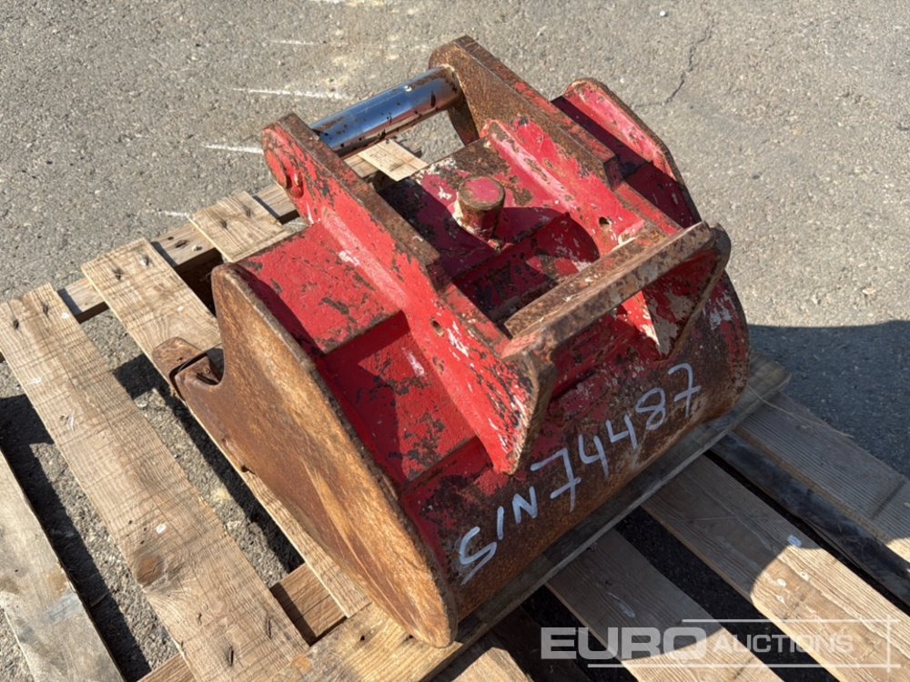 13 1/2" Digging Bucket to suit 1-3 Ton Excavator - Ehitusseade: pilt 3 13 1/2" Digging Bucket to suit 1-3 Ton Excavator - Ehitusseade: pilt 3