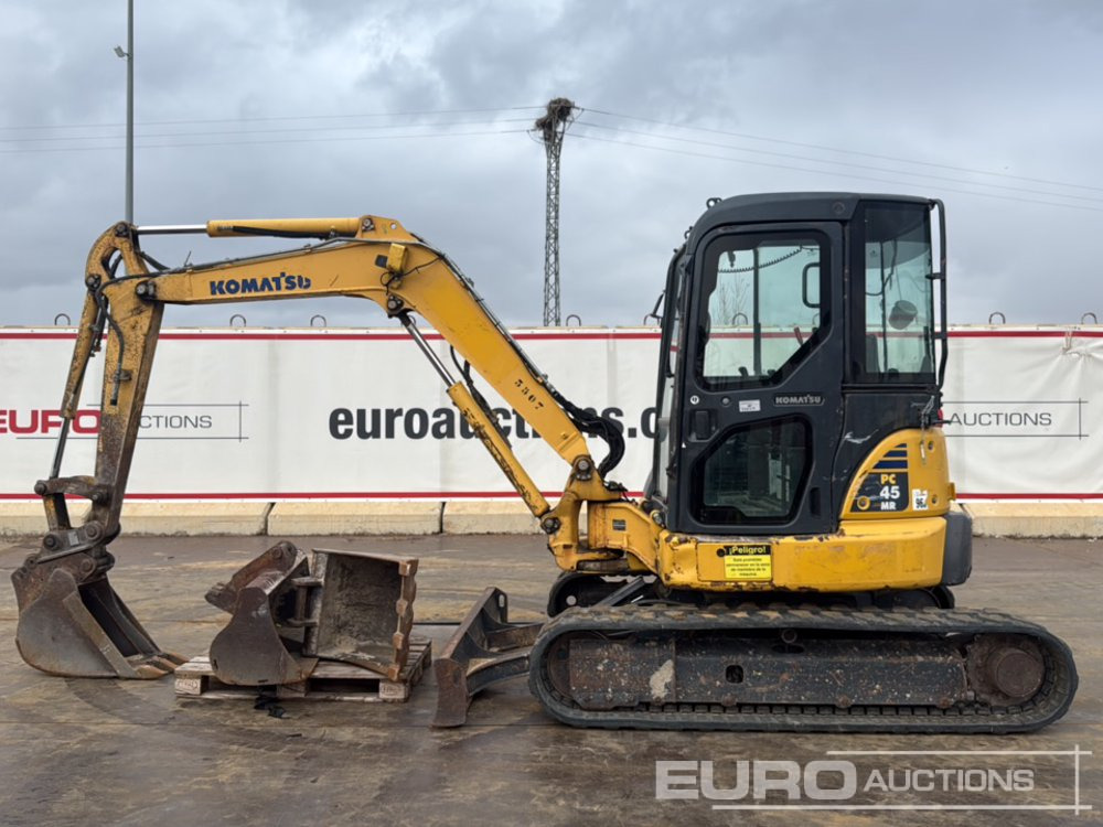 2010 Komatsu PC45MR-3 - Miniekskavaator: pilt 2 2010 Komatsu PC45MR-3 - Miniekskavaator: pilt 2
