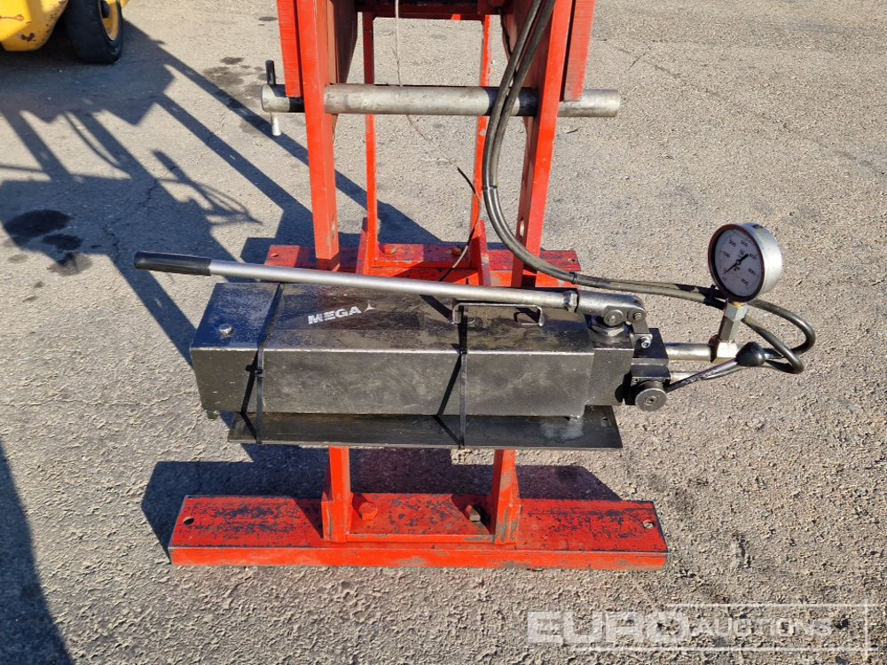 2010 Mega KP-100 - Ehitusseade: pilt 5 2010 Mega KP-100 - Ehitusseade: pilt 5