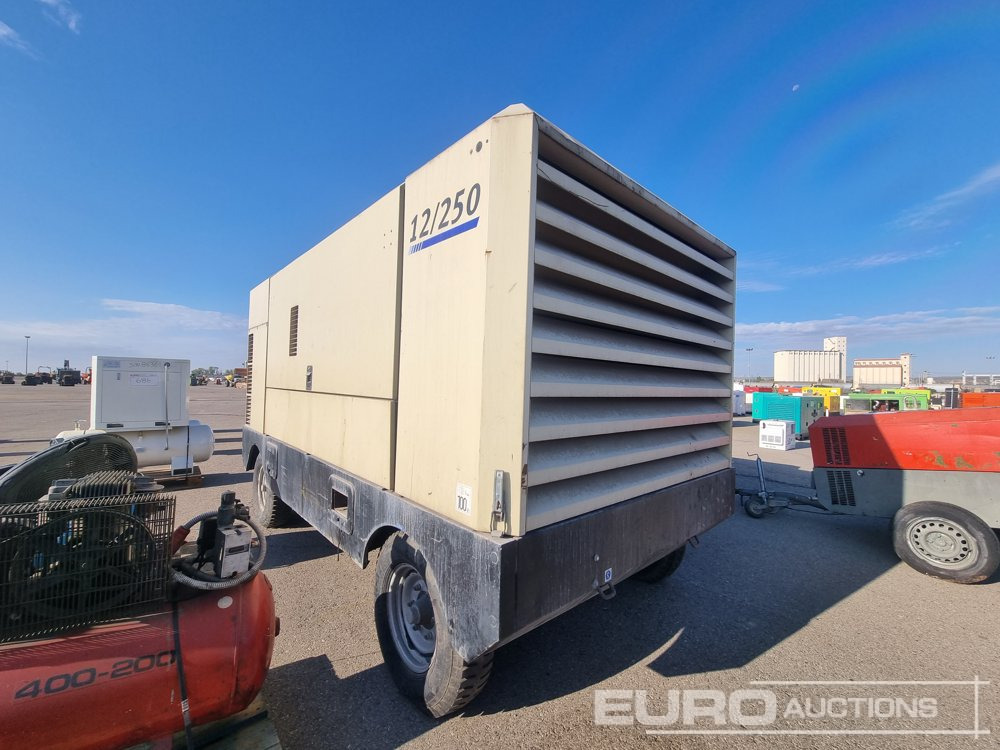 2012 Doosan Twin Axle Compressor (Copy of Declaration of Conformity Available / Copia de CE Disponible) / Compresor - Õhukompressor: pilt 2 2012 Doosan Twin Axle Compressor (Copy of Declaration of Conformity Available / Copia de CE Disponible) / Compresor - Õhukompressor: pilt 2