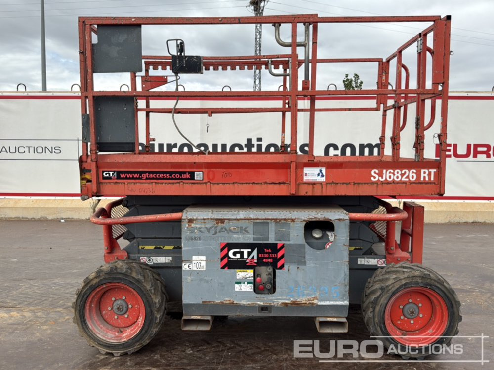 2013 SkyJack SJ6826RT - Platvorm: pilt 2 2013 SkyJack SJ6826RT - Platvorm: pilt 2