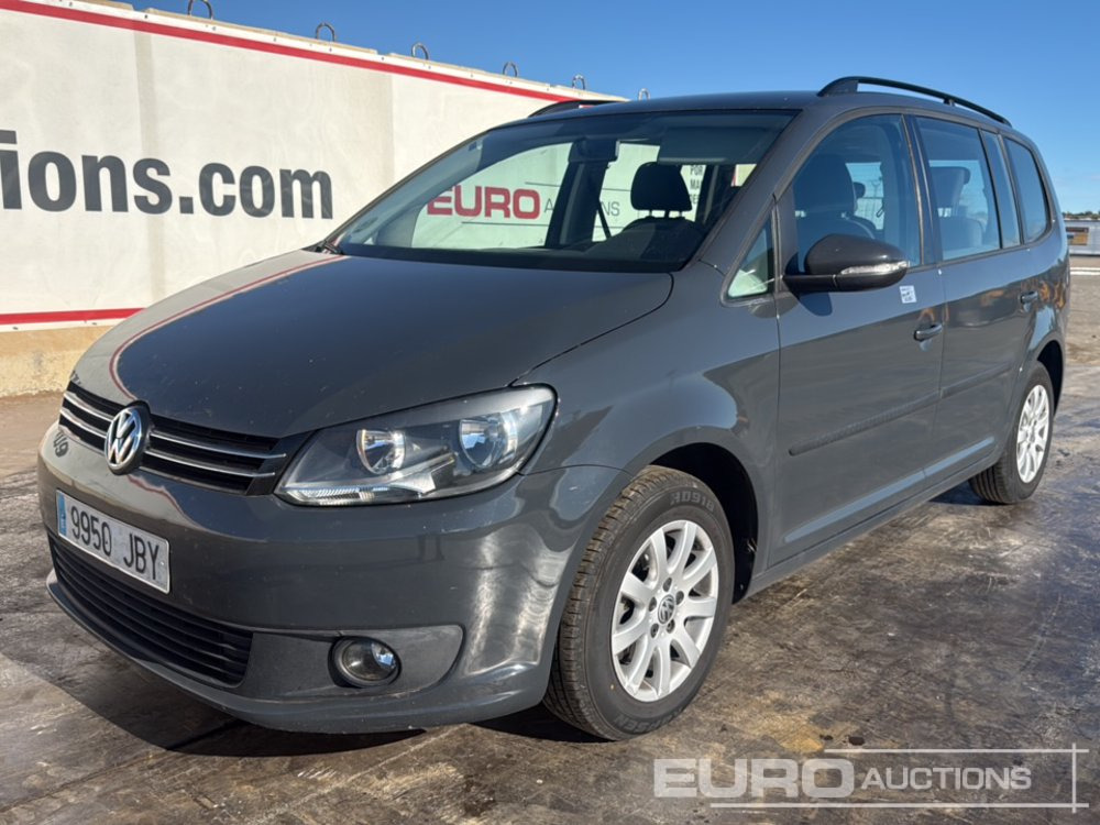 2014 Volkswagen Touran - Auto: pilt 1 2014 Volkswagen Touran - Auto: pilt 1