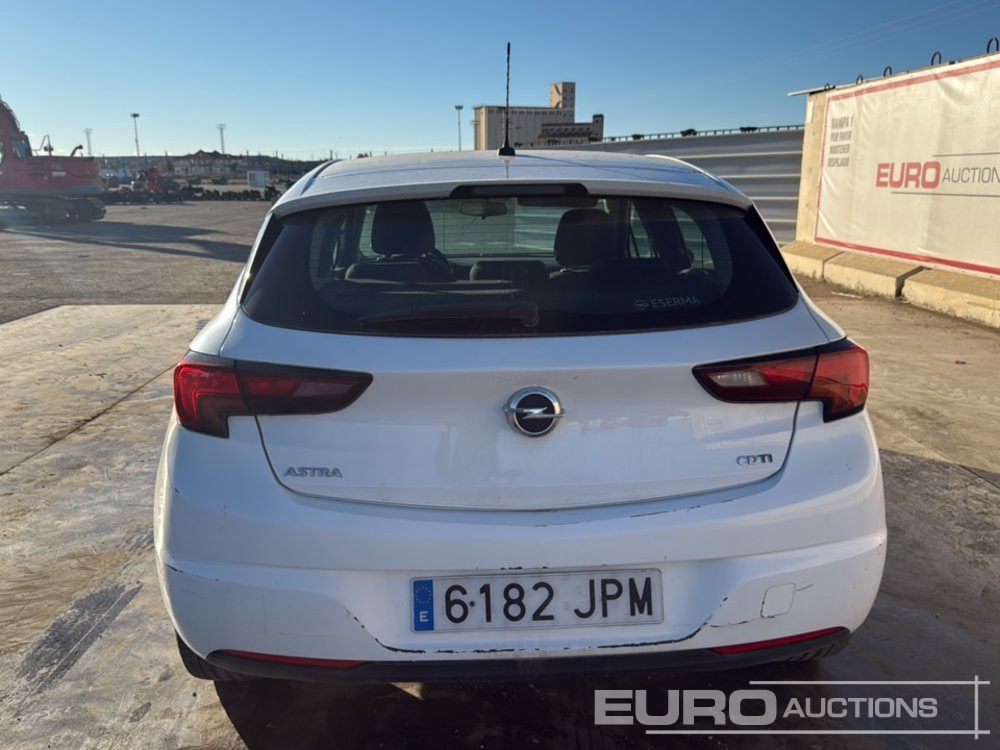 2016 Opel Astra - Auto: pilt 4 2016 Opel Astra - Auto: pilt 4