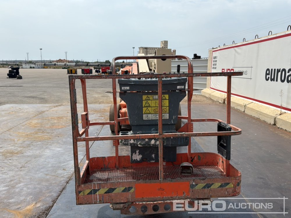 JLG E450AJ - Platvorm: pilt 4 JLG E450AJ - Platvorm: pilt 4
