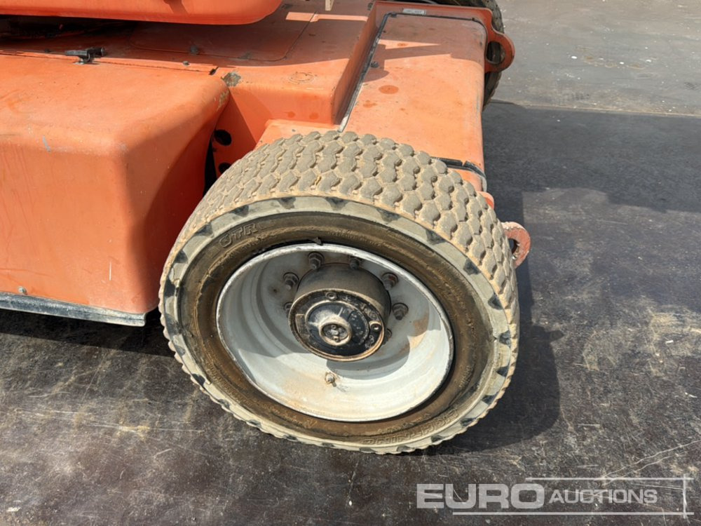 JLG E450AJ - Platvorm: pilt 5 JLG E450AJ - Platvorm: pilt 5