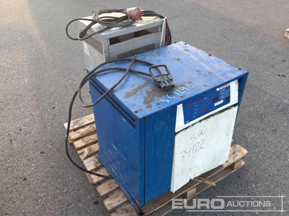 Forklift Chargers (2 of) - Lisaseade - Kahveltõstuk: pilt 3 Forklift Chargers (2 of) - Lisaseade - Kahveltõstuk: pilt 3