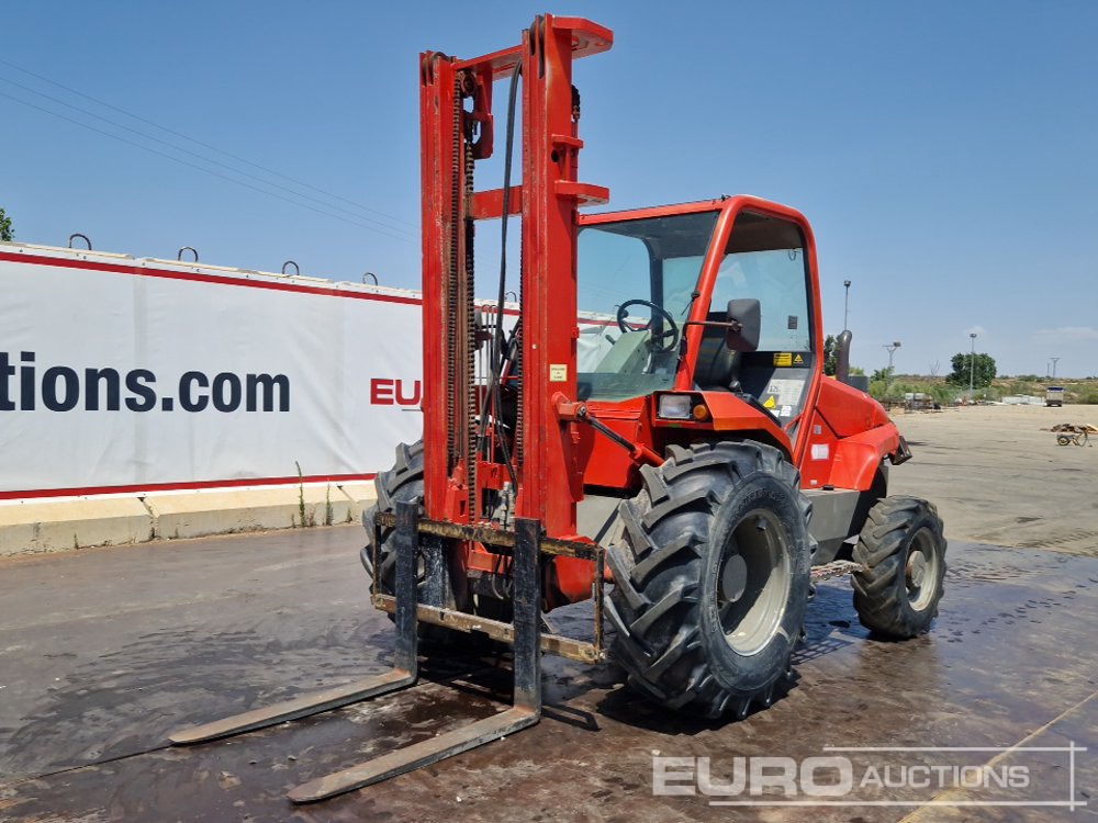 Manitou M26-4 - Ebatasasel maastikul kohanduv kahveltõstuk: pilt 1 Manitou M26-4 - Ebatasasel maastikul kohanduv kahveltõstuk: pilt 1