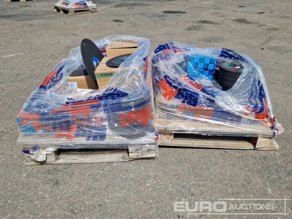 Pallet of Grinder Disks (2 of) / Palet de Discos de Corte y Desgaste - Ehitusseade: pilt 2 Pallet of Grinder Disks (2 of) / Palet de Discos de Corte y Desgaste - Ehitusseade: pilt 2