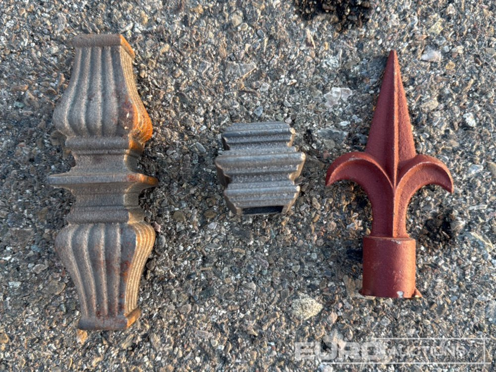 Pallet of Various Intricate Ornamental Motifs to Suit Iron Gate (3 of) / Motivos Ornamentales para Rejas - Ehitusseade: pilt 3 Pallet of Various Intricate Ornamental Motifs to Suit Iron Gate (3 of) / Motivos Ornamentales para Rejas - Ehitusseade: pilt 3