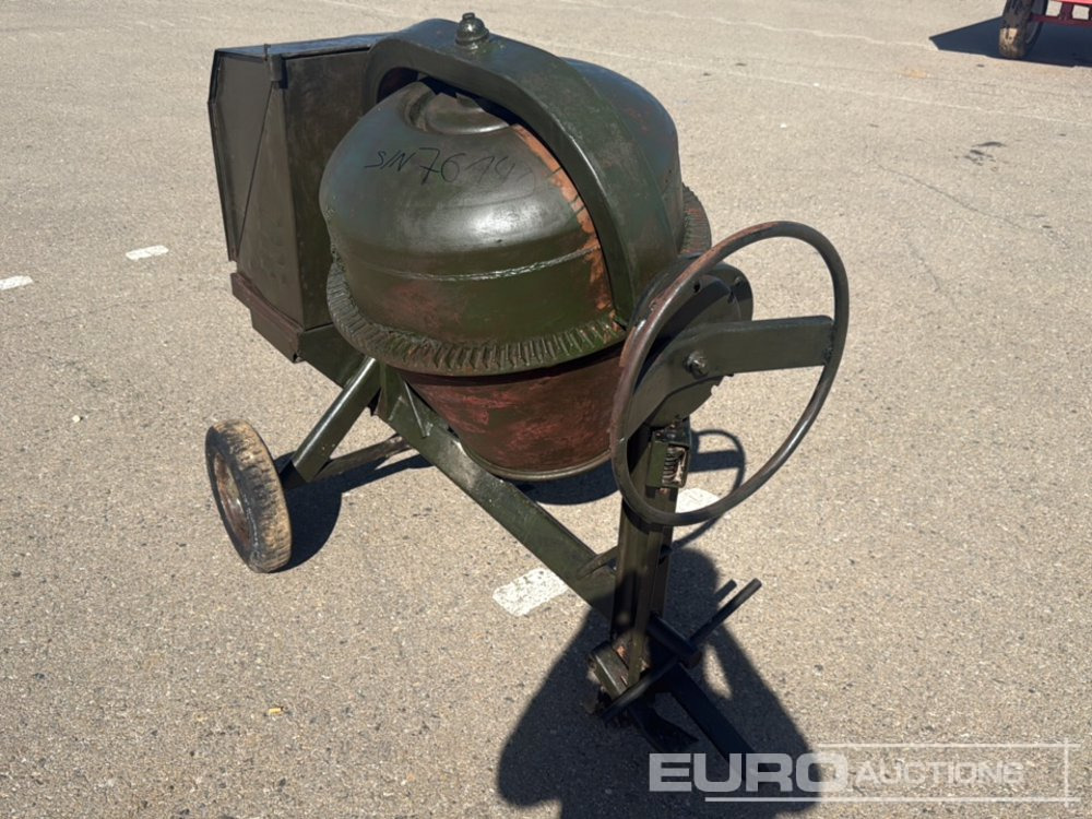 Umacon Concrete Mixer - Segumasin: pilt 1 Umacon Concrete Mixer - Segumasin: pilt 1