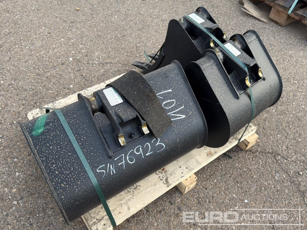 Unused Häner Bucket Package HTL160-Morin-M0 24" (600mm) Tilt Ditch Bucket S/N20250272, Digging Buckets HTL120-Morin-M0 12" (250mm) S/N20250210 and HTL140-Morin-M0 24" (600mm) to suit 1-2,5 ton mini ex - Kopp: pilt 3 Unused Häner Bucket Package HTL160-Morin-M0 24" (600mm) Tilt Ditch Bucket S/N20250272, Digging Buckets HTL120-Morin-M0 12" (250mm) S/N20250210 and HTL140-Morin-M0 24" (600mm) to suit 1-2,5 ton mini ex - Kopp: pilt 3