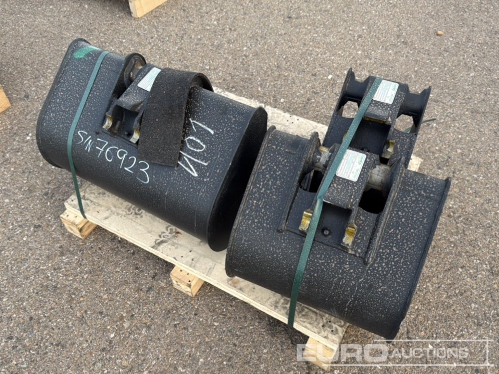 Unused Häner Bucket Package HTL160-Morin-M0 24" (600mm) Tilt Ditch Bucket S/N20250272, Digging Buckets HTL120-Morin-M0 12" (250mm) S/N20250210 and HTL140-Morin-M0 24" (600mm) to suit 1-2,5 ton mini ex - Kopp: pilt 4 Unused Häner Bucket Package HTL160-Morin-M0 24" (600mm) Tilt Ditch Bucket S/N20250272, Digging Buckets HTL120-Morin-M0 12" (250mm) S/N20250210 and HTL140-Morin-M0 24" (600mm) to suit 1-2,5 ton mini ex - Kopp: pilt 4