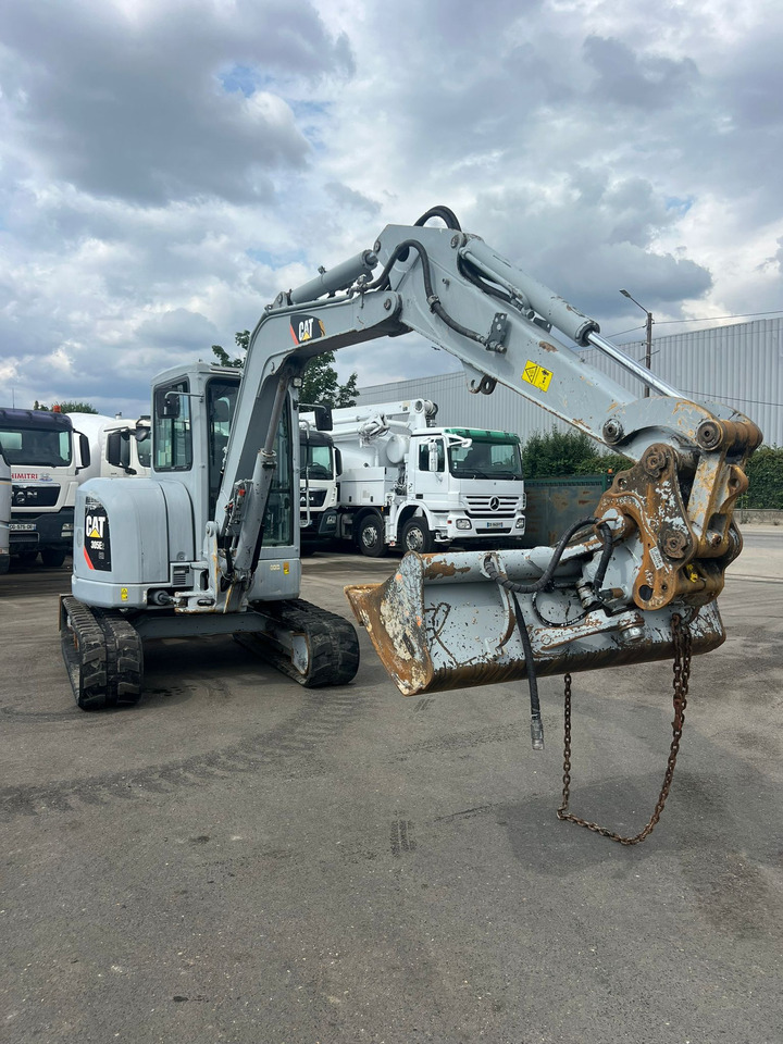 Mini-pelle Caterpillar 305E2 - Miniekskavaator: pilt 2 Mini-pelle Caterpillar 305E2 - Miniekskavaator: pilt 2