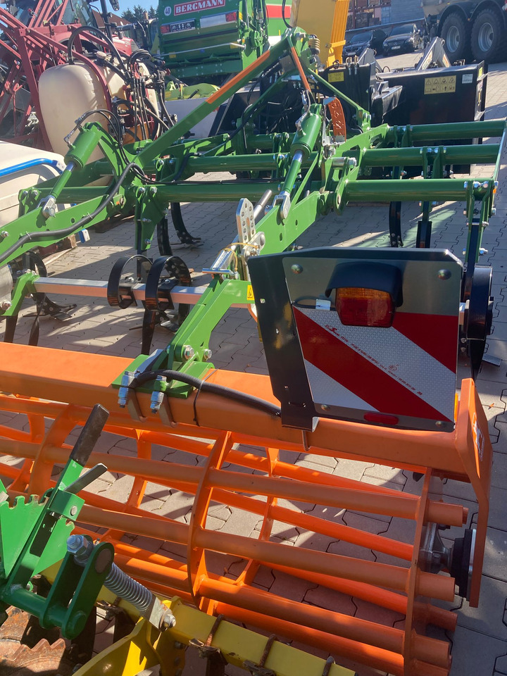 Amazone Cenio 3000 Special - Kultivaator: pilt 1 Amazone Cenio 3000 Special - Kultivaator: pilt 1