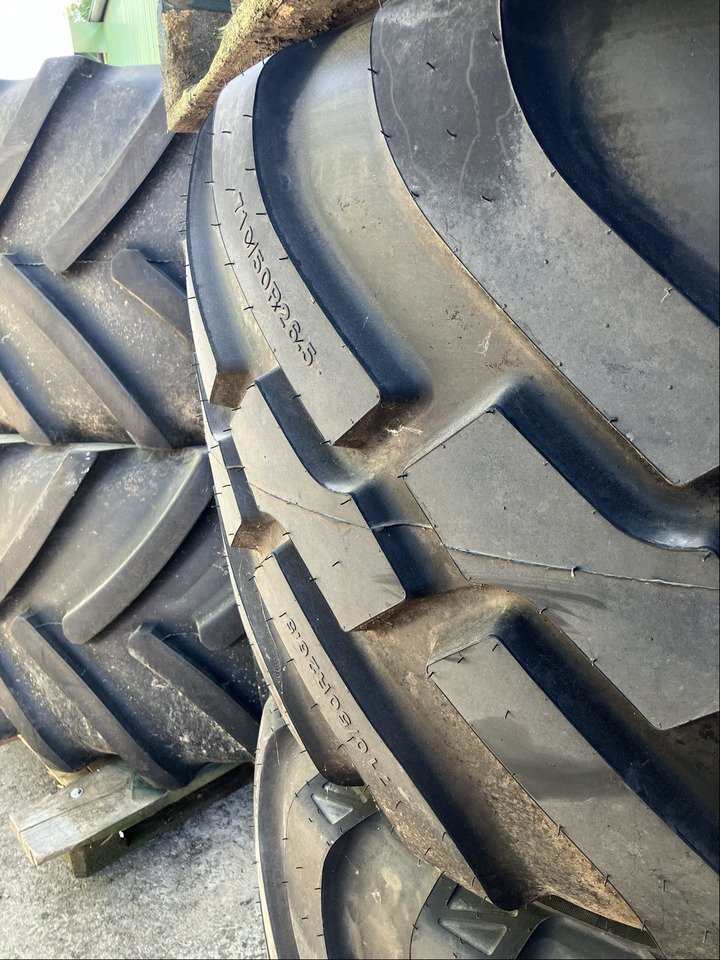 BKT 710/50R26.5 - Rehvid ja veljed: pilt 2 BKT 710/50R26.5 - Rehvid ja veljed: pilt 2