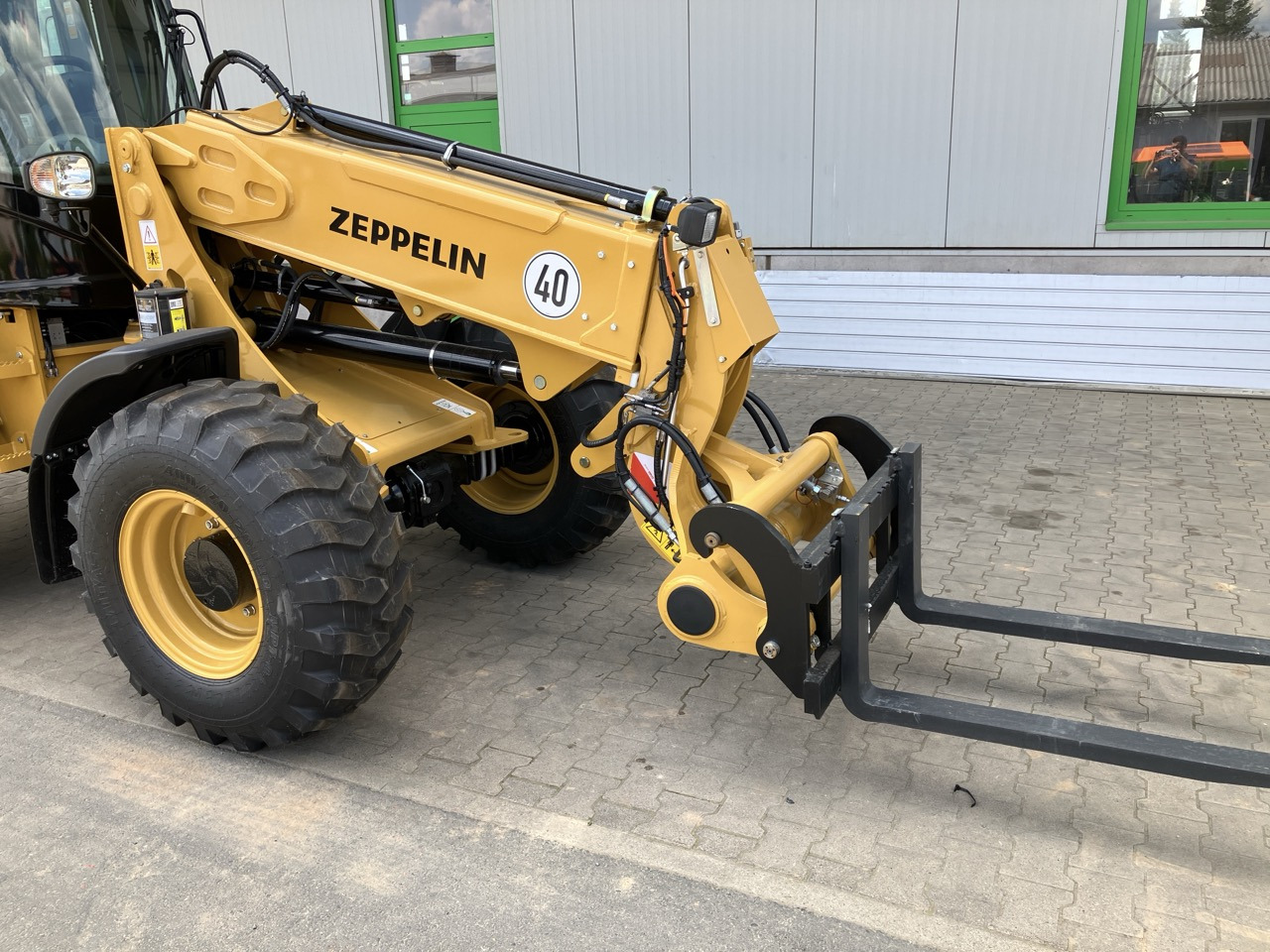 Uus Teleskooprataslaadur Caterpillar Zeppelin ZL60T: pilt 8