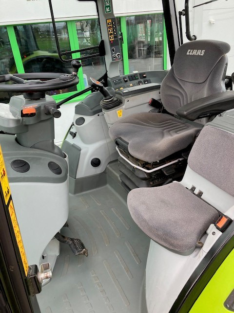 Claas Arion 460 - Traktor: pilt 4 Claas Arion 460 - Traktor: pilt 4