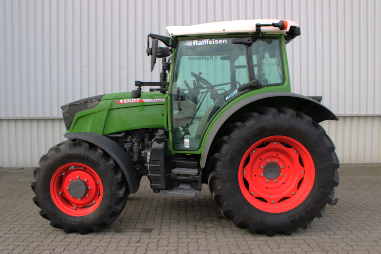 Fendt 211S Vario Gen3 Power Sett2 - Traktor: pilt 1 Fendt 211S Vario Gen3 Power Sett2 - Traktor: pilt 1
