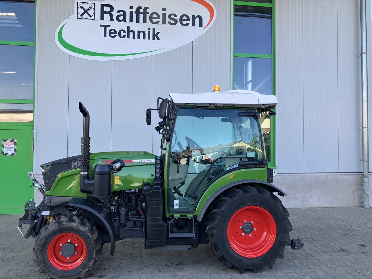 Fendt 211V Vario Gen3 Profi Setting - Traktor: pilt 1 Fendt 211V Vario Gen3 Profi Setting - Traktor: pilt 1