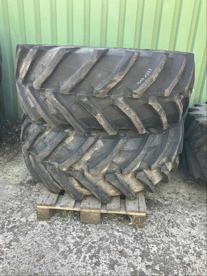 Fendt 2x Komplettrad 540/65R30 TB - Rehvid ja veljed: pilt 1 Fendt 2x Komplettrad 540/65R30 TB - Rehvid ja veljed: pilt 1