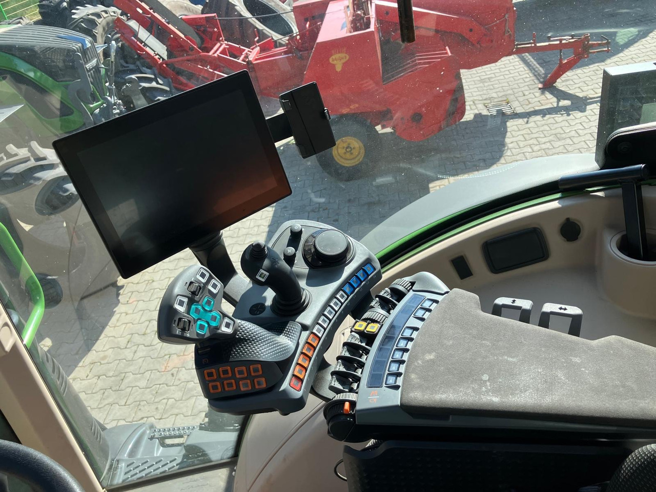 Fendt 516 Vario Gen3 - Traktor: pilt 3 Fendt 516 Vario Gen3 - Traktor: pilt 3