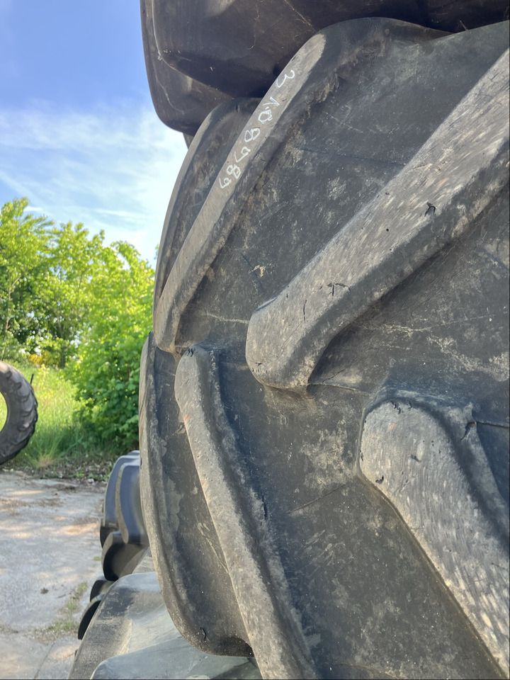 Fendt 600/70R34 710/75R42 - Rehvid ja veljed: pilt 3 Fendt 600/70R34 710/75R42 - Rehvid ja veljed: pilt 3