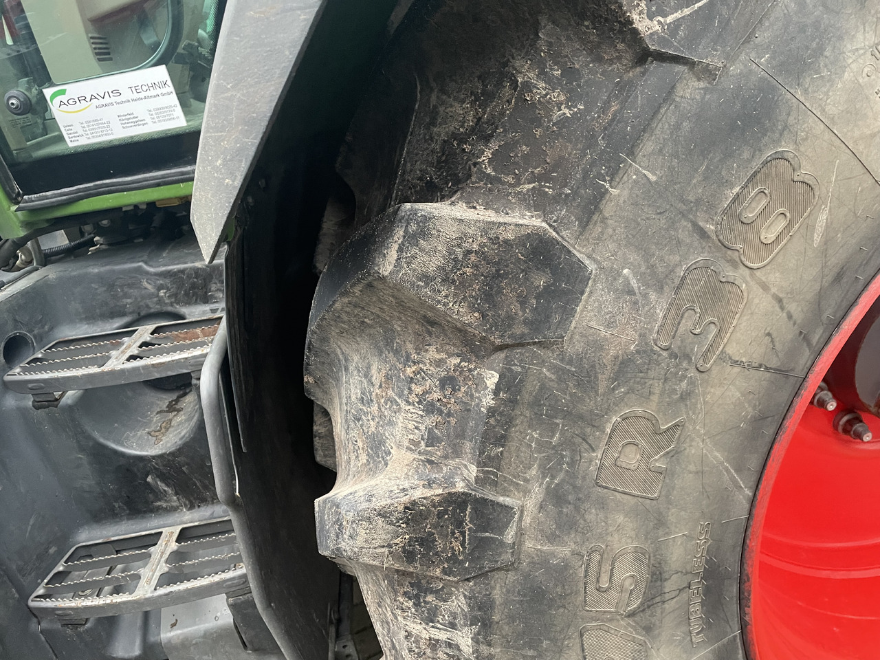 Traktor Fendt 718 Power Plus: pilt 9