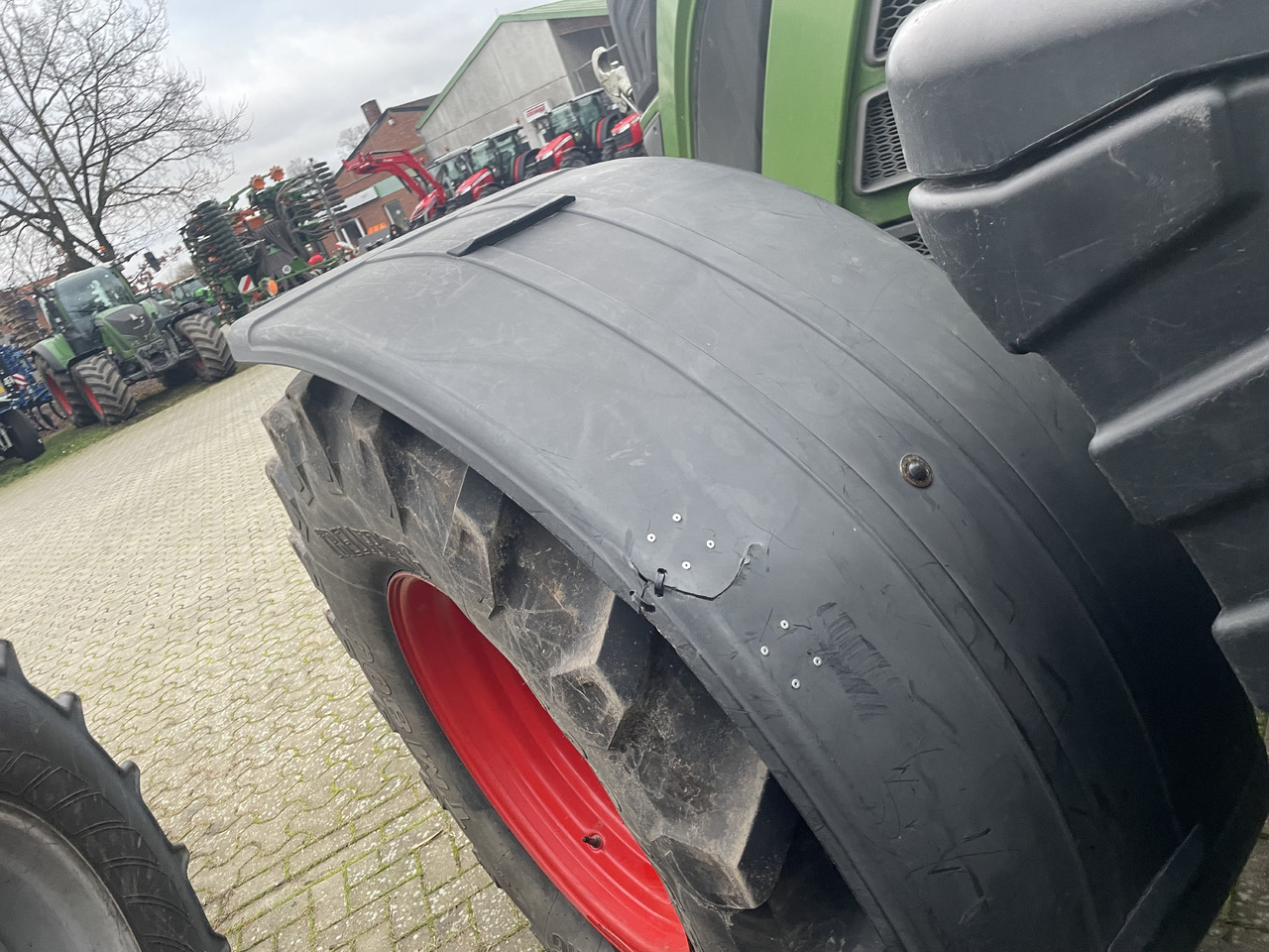 Traktor Fendt 718 Power Plus: pilt 8