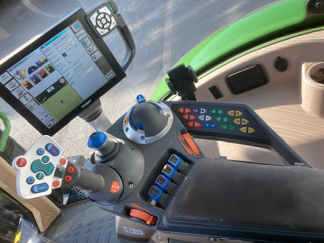 Fendt 718 Vario S4 Profi - Traktor: pilt 4 Fendt 718 Vario S4 Profi - Traktor: pilt 4