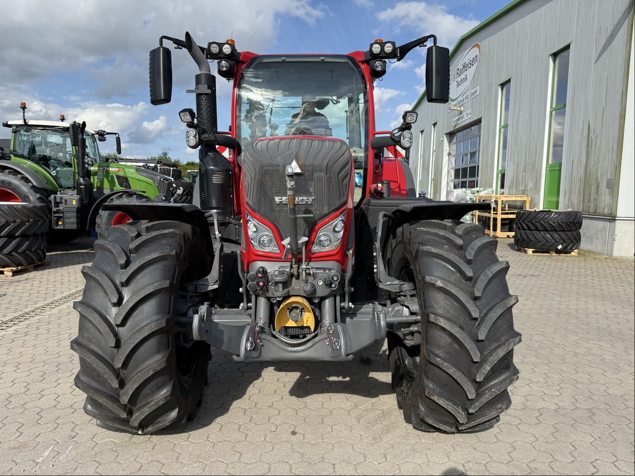 Fendt 724 Vario Gen6 ProfiPlus - Traktor: pilt 3 Fendt 724 Vario Gen6 ProfiPlus - Traktor: pilt 3