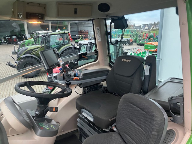 Fendt 826 Vario S4 Profi - Traktor: pilt 3 Fendt 826 Vario S4 Profi - Traktor: pilt 3
