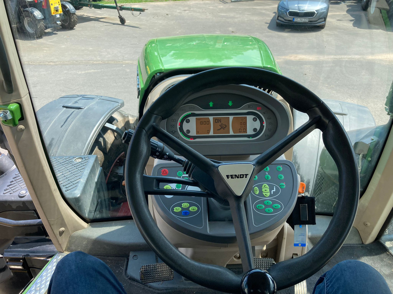 Fendt 826 Vario S4 ProfiPlus - Traktor: pilt 2 Fendt 826 Vario S4 ProfiPlus - Traktor: pilt 2