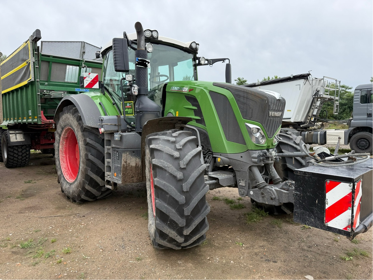 Fendt 828 Vario S4 ProfiPlus - Traktor: pilt 1 Fendt 828 Vario S4 ProfiPlus - Traktor: pilt 1