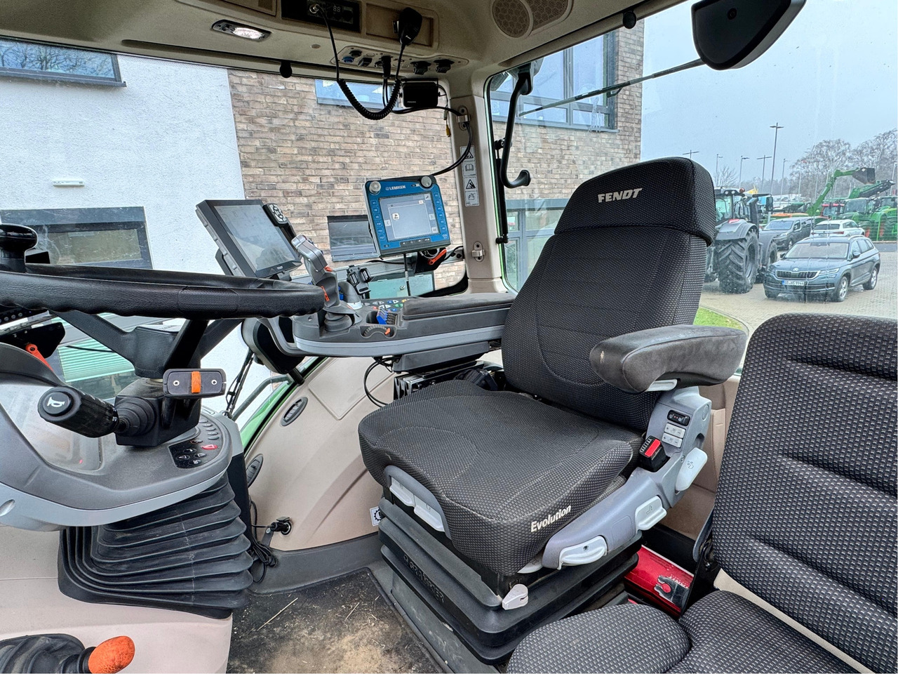 Fendt 933 Vario Gen6 Profi Plus - Traktor: pilt 3 Fendt 933 Vario Gen6 Profi Plus - Traktor: pilt 3