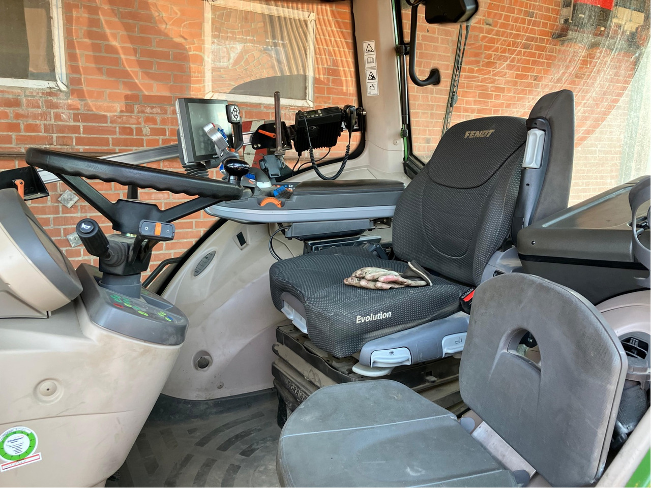 Fendt 933 Vario S4 ProfiPlus - Traktor: pilt 2 Fendt 933 Vario S4 ProfiPlus - Traktor: pilt 2