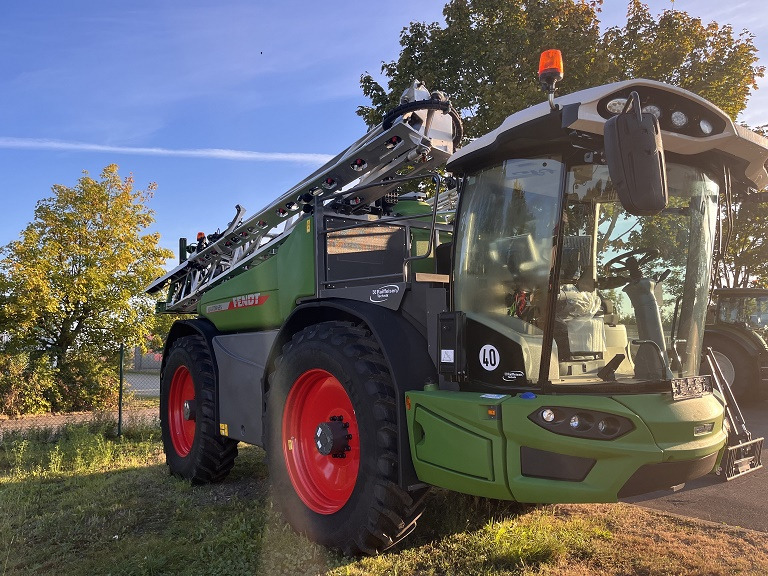 Fendt Rogatoren 655 - Iseliikuv pihusti: pilt 3 Fendt Rogatoren 655 - Iseliikuv pihusti: pilt 3