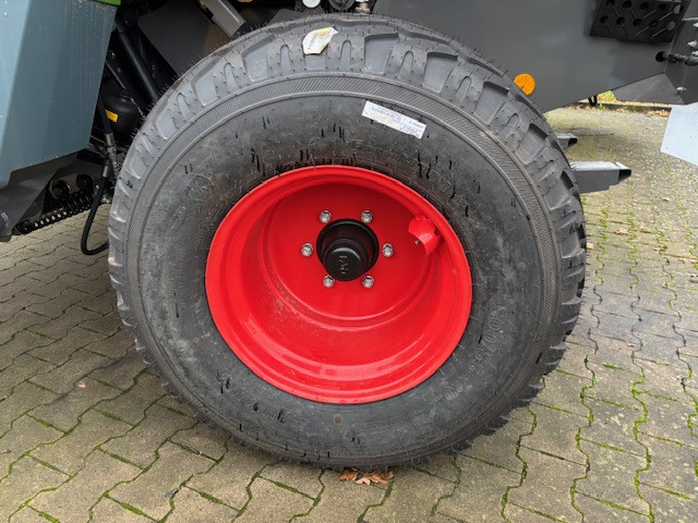 Fendt Rotana 130 F - 25 Messer - - Kaarutusseadmed: pilt 3 Fendt Rotana 130 F - 25 Messer - - Kaarutusseadmed: pilt 3