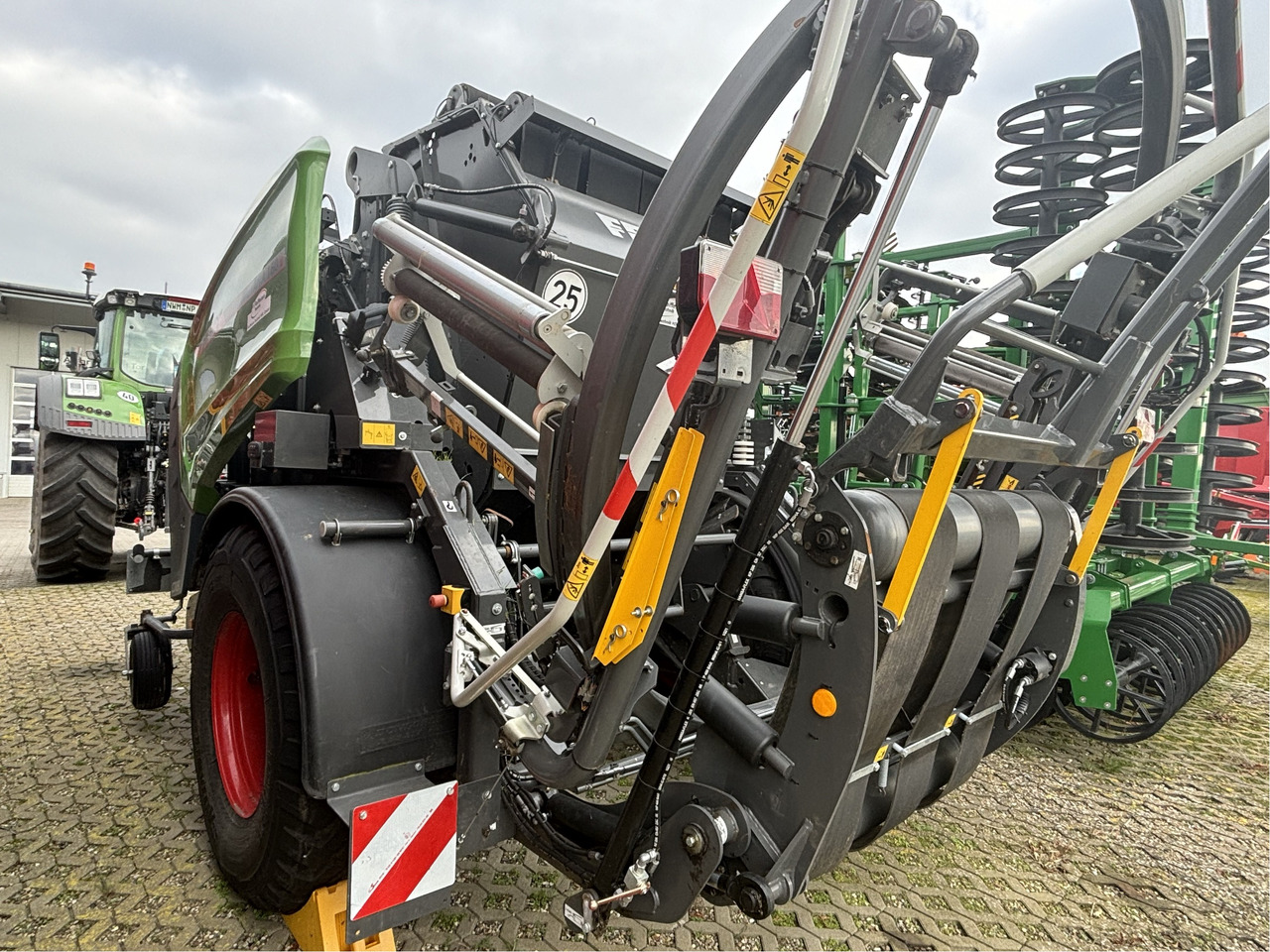 Fendt Rotana 160 V Combi - Kaarutusseadmed: pilt 2 Fendt Rotana 160 V Combi - Kaarutusseadmed: pilt 2