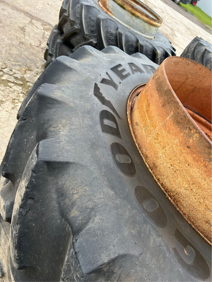 Goodyear 20.8R42,BKT 460/85R30 Zwillinge - Rehvid ja veljed: pilt 4 Goodyear 20.8R42,BKT 460/85R30 Zwillinge - Rehvid ja veljed: pilt 4