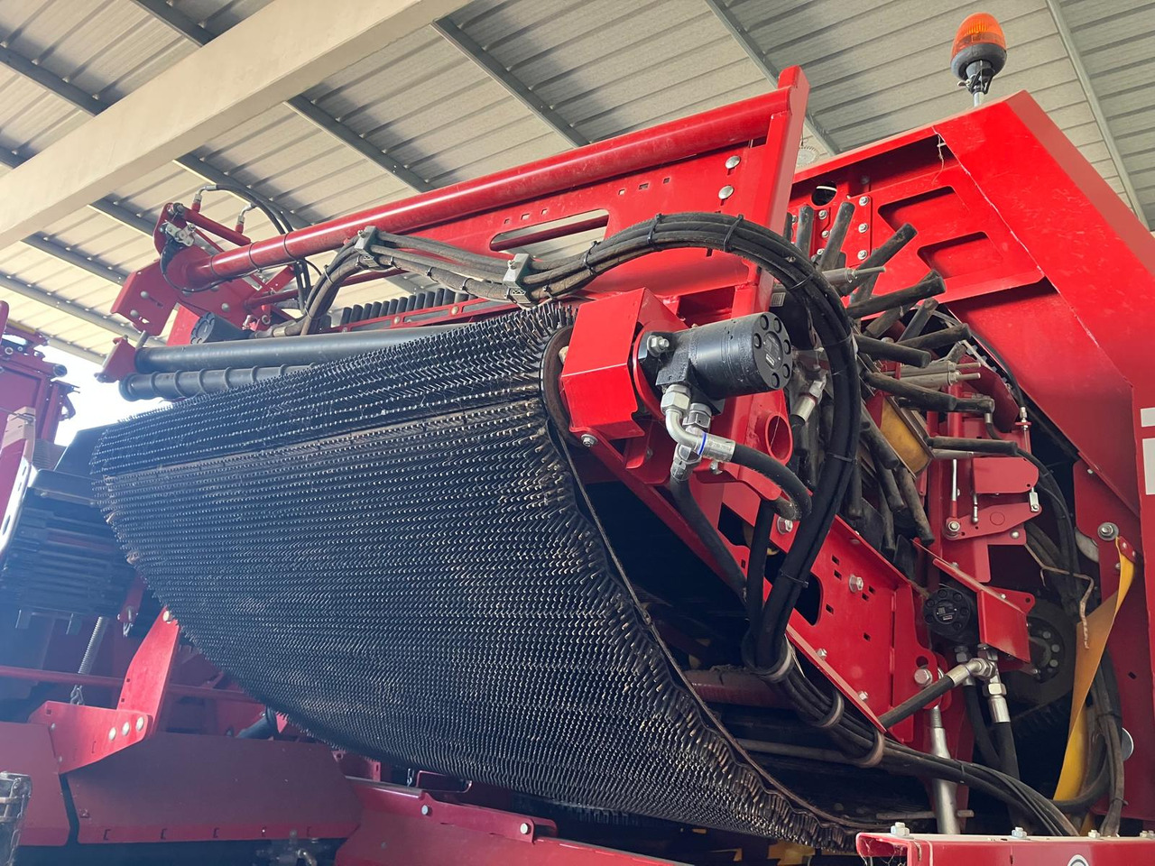 Grimme Kartoffelroder SE 260 - Saagikoristusmasin: pilt 3 Grimme Kartoffelroder SE 260 - Saagikoristusmasin: pilt 3