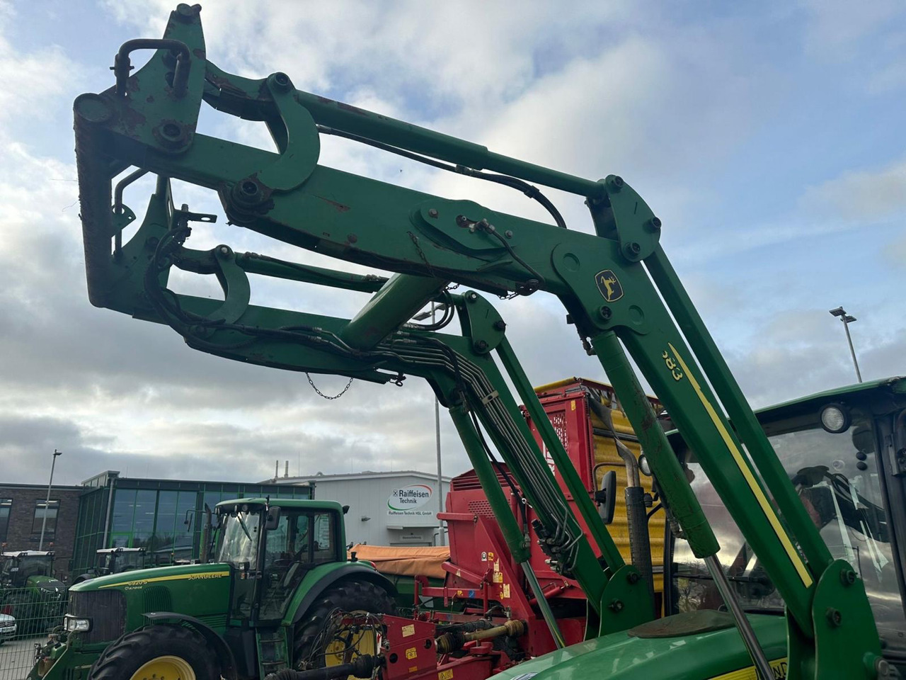 John Deere 5100 R - Traktor: pilt 5 John Deere 5100 R - Traktor: pilt 5