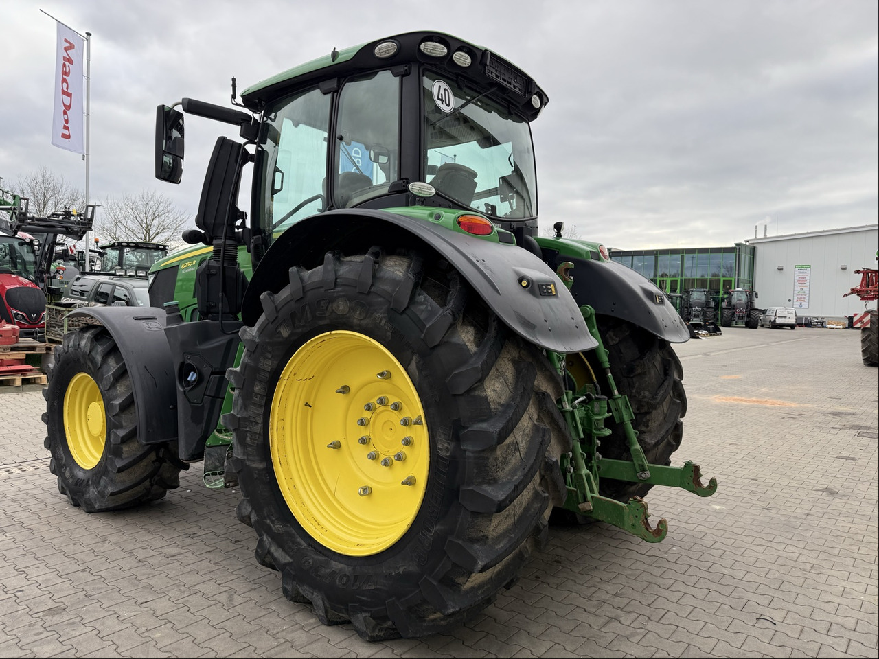 John Deere 6250 R - Traktor: pilt 5 John Deere 6250 R - Traktor: pilt 5