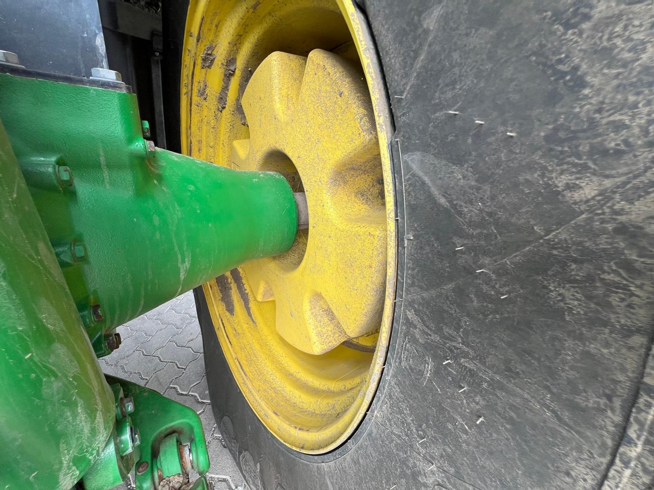 John Deere 7310 R - Traktor: pilt 3 John Deere 7310 R - Traktor: pilt 3