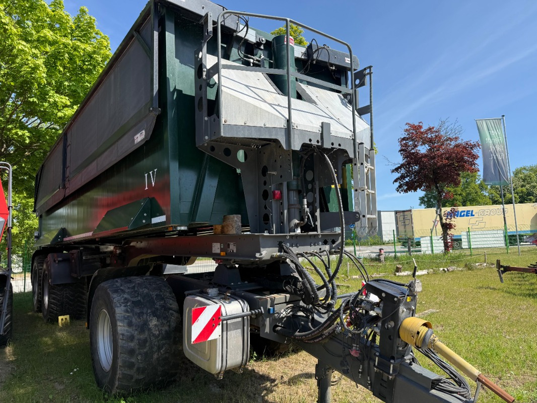 Krampe ALU Kippsattel KS 950 Roadrunn - Kallurauto: pilt 2 Krampe ALU Kippsattel KS 950 Roadrunn - Kallurauto: pilt 2