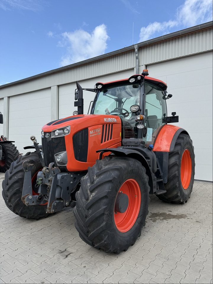 Kubota M 7151 KVT - Traktor: pilt 1 Kubota M 7151 KVT - Traktor: pilt 1