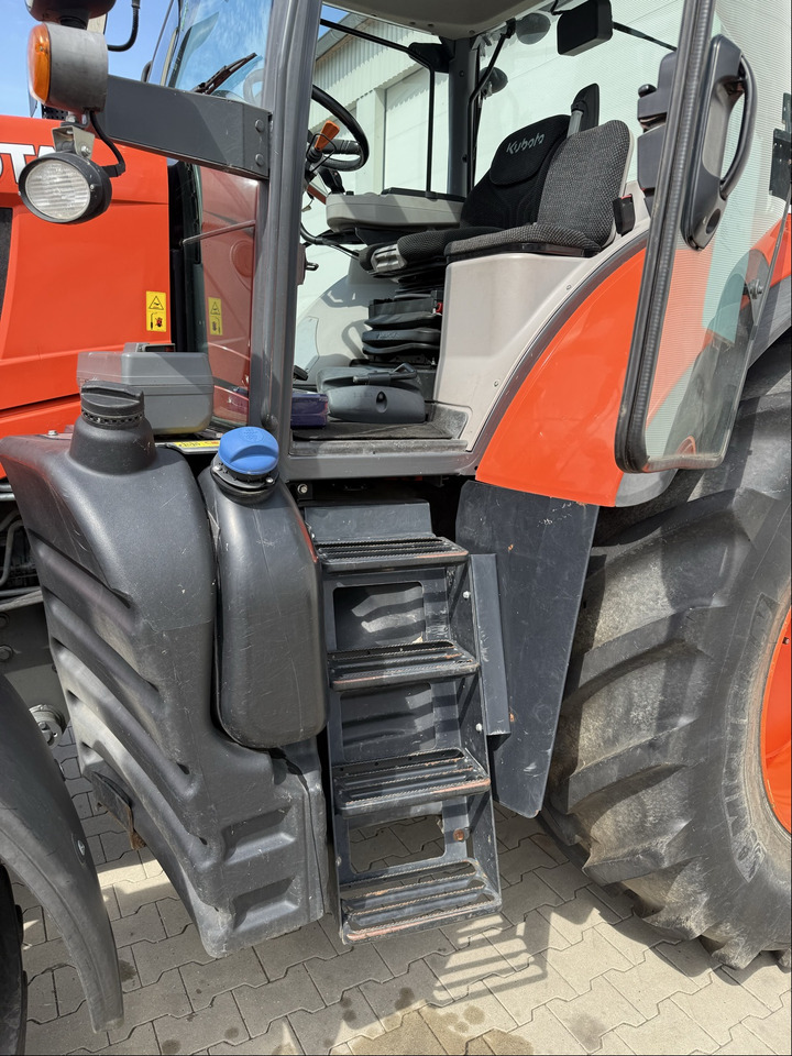 Kubota M 7151 KVT - Traktor: pilt 2 Kubota M 7151 KVT - Traktor: pilt 2