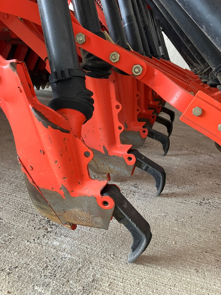 Kuhn Drillmaschinen - Külvimasin: pilt 5 Kuhn Drillmaschinen - Külvimasin: pilt 5