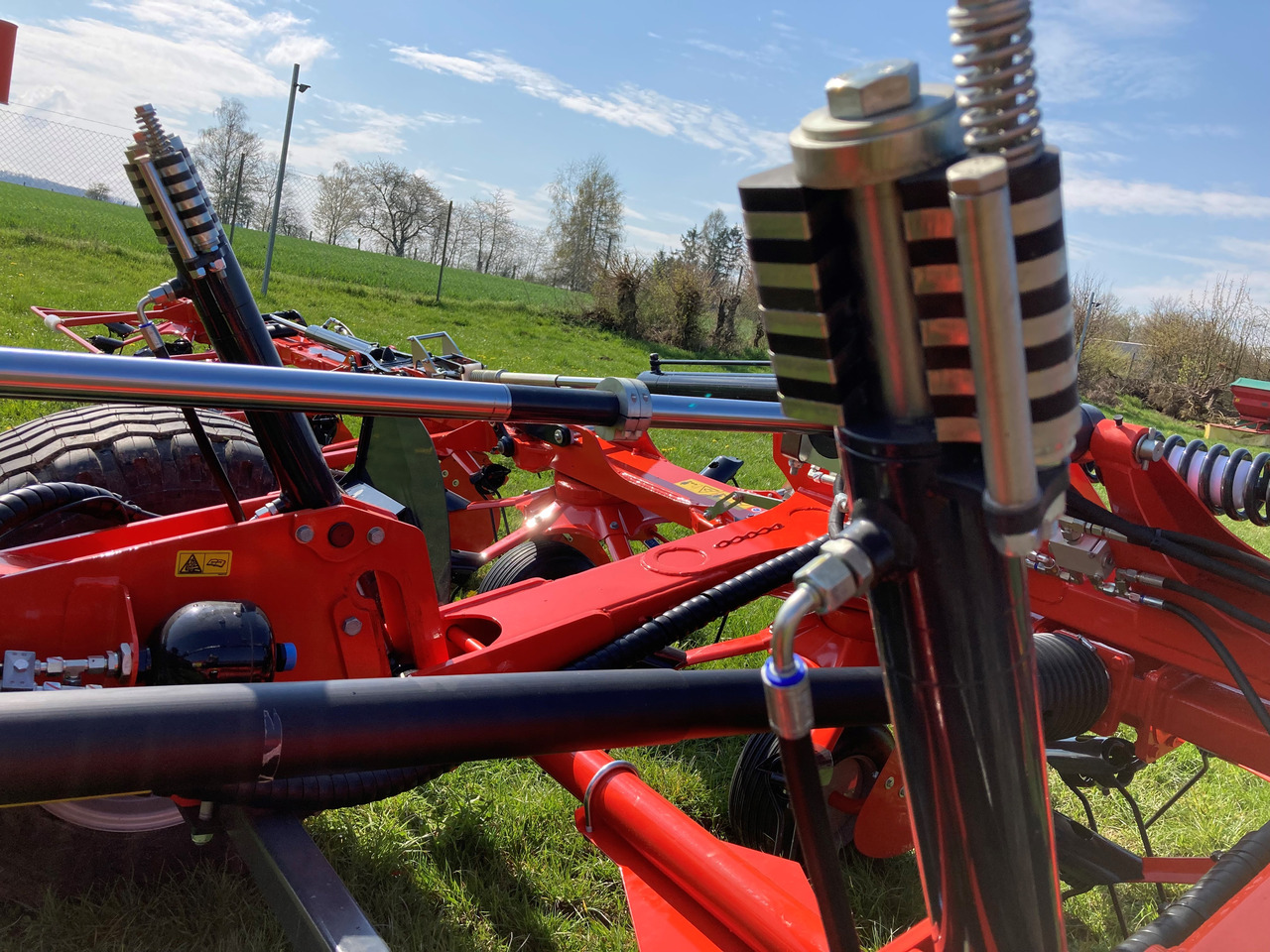 Kuhn GF 13003T Giroheuer - Kaarutaja/ Reha: pilt 2 Kuhn GF 13003T Giroheuer - Kaarutaja/ Reha: pilt 2