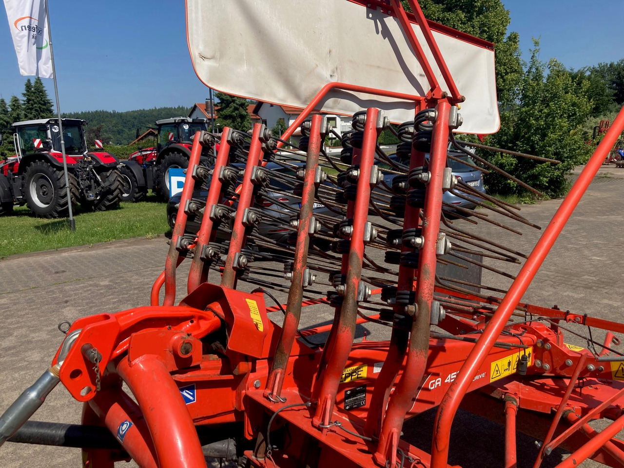 Kuhn Schwader GA 4521 - Kaarutaja/ Reha: pilt 2 Kuhn Schwader GA 4521 - Kaarutaja/ Reha: pilt 2