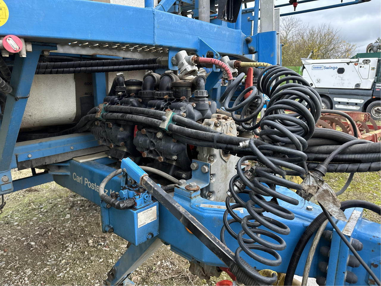 Lemken Anhängespritze 30/27 - Traktorilt tõusev pritsija: pilt 4 Lemken Anhängespritze 30/27 - Traktorilt tõusev pritsija: pilt 4